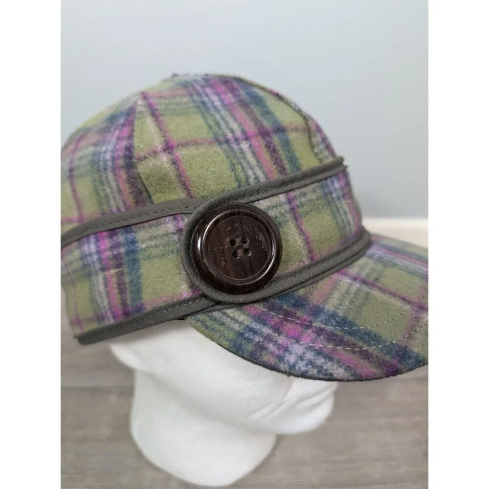 Stormy Kromer Womens The Button Up Size 7 1/4 Aurora Green Purple Plaid Hat